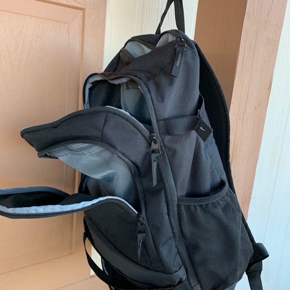 Nike Baseball/Softball Backpack (Additional Gear) - Picture 3 of 4